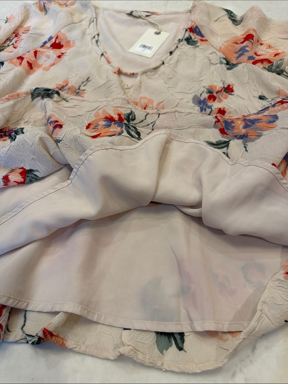 Lucky Brand NWT Floral Ivory V-Neck Babydoll Top Size Large - Picture 6 of 9